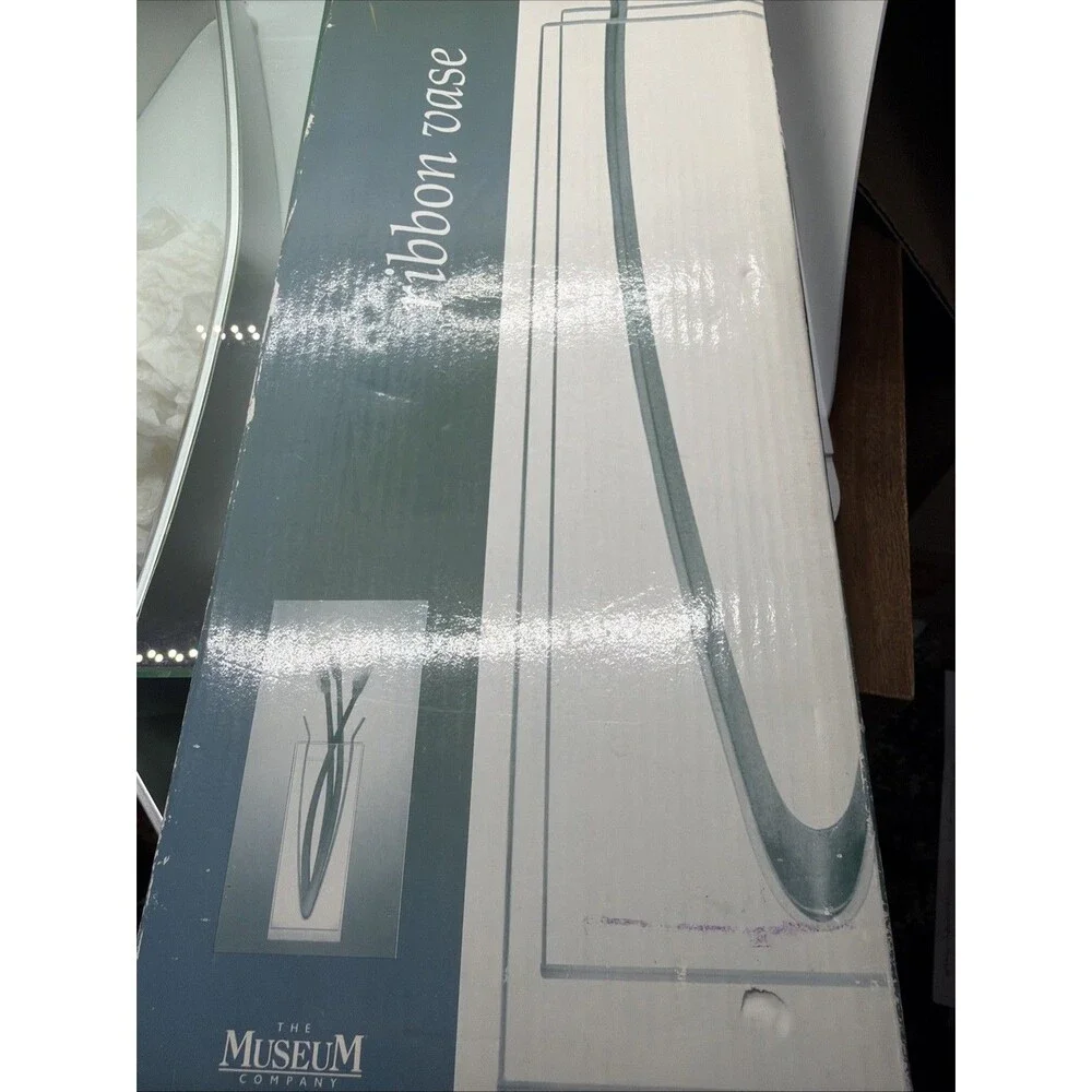 Ribbon Vase Museum of Modern Art New York - 11